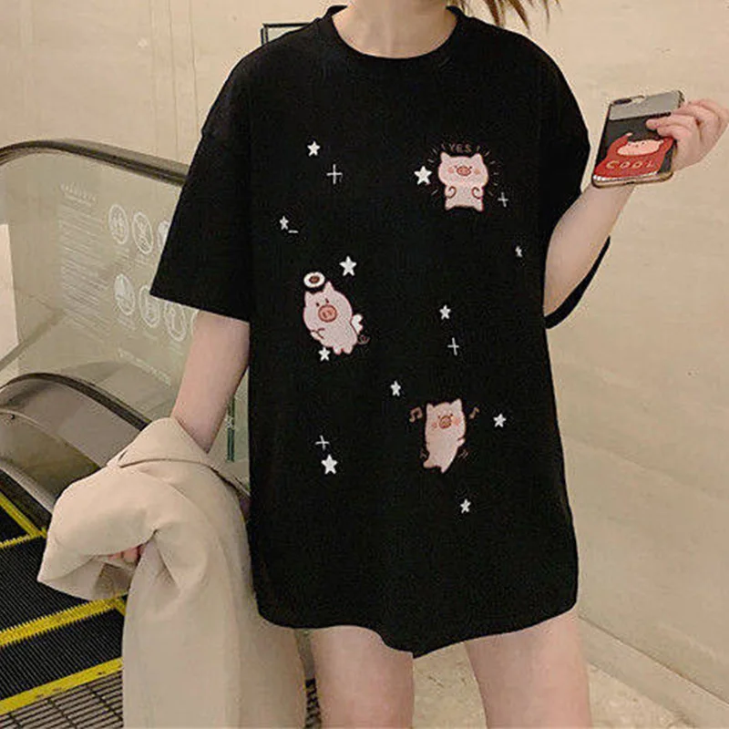 Милая женская футболка с принтом свинки ангельская свинка полиэстер черно-белая