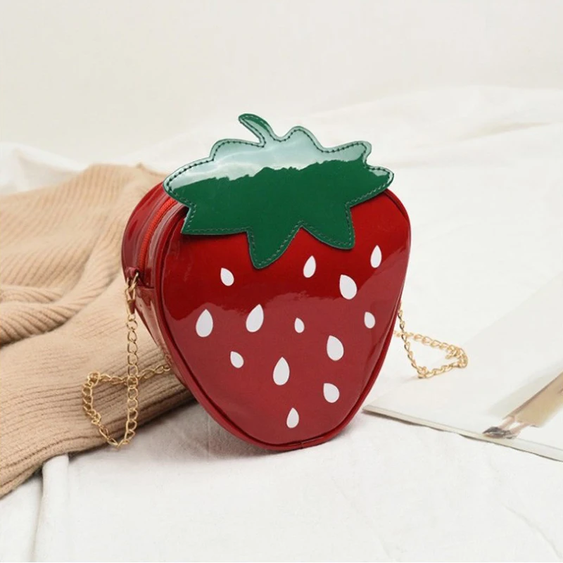Женские сумки через плечо новинка 2019 женские с маленькой клубничкой красные