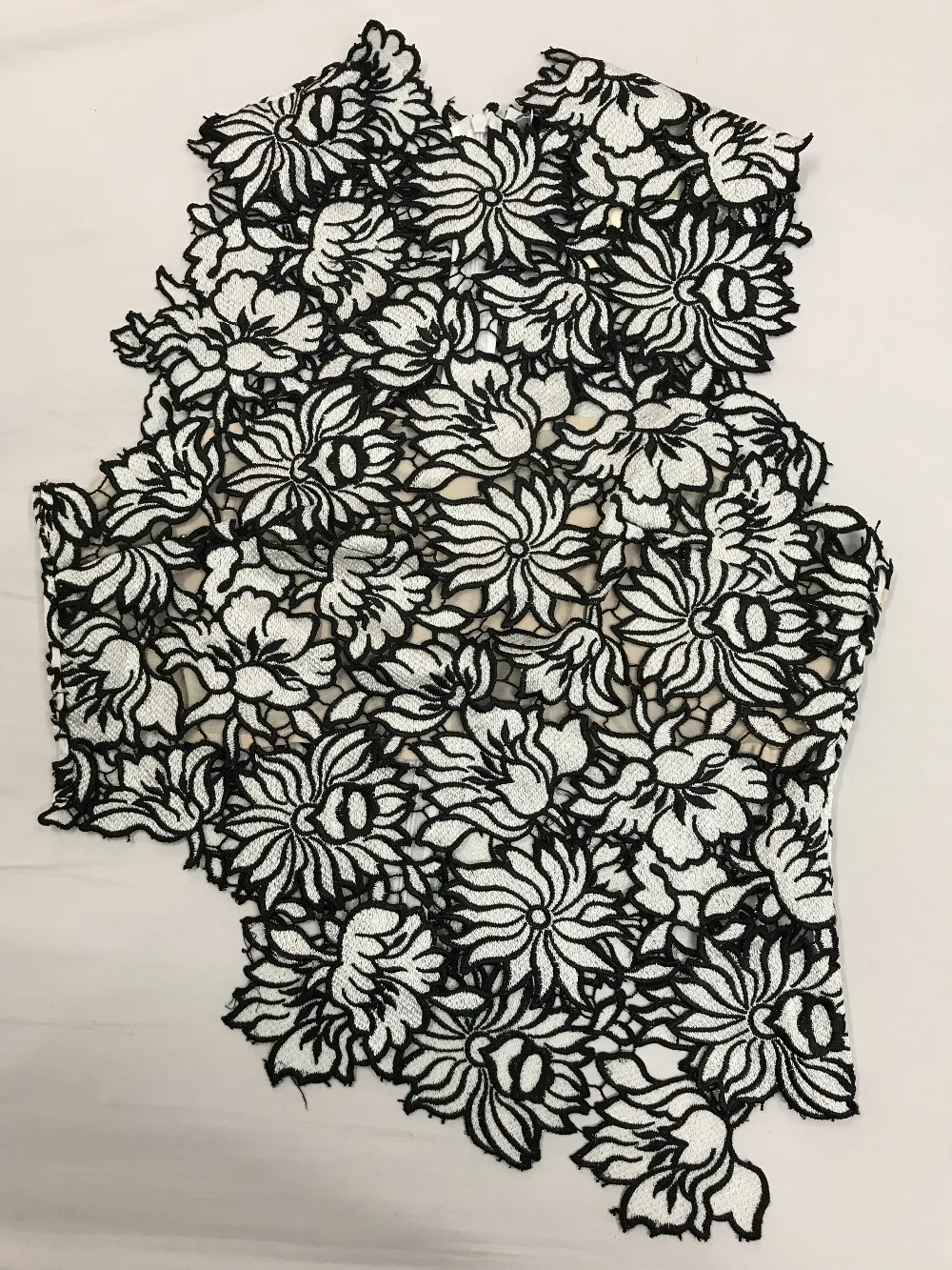 AEL Self Portrait 2019 Новинка весны вышивка цветочный узор женские топы корректирующие
