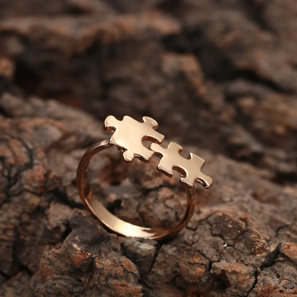 

Chandler New Gold Toy Brick Jigsaw Puzzle Ring