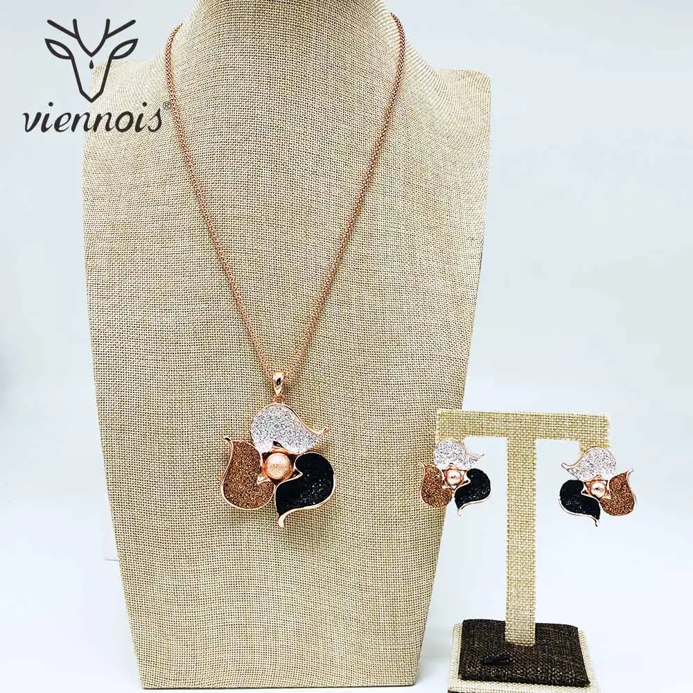 Viennois серьги-гвоздики из розового золота и золота, стразы, кулон, ожерелье, набор для женщин, металлические вечерние ювелирные изделия
