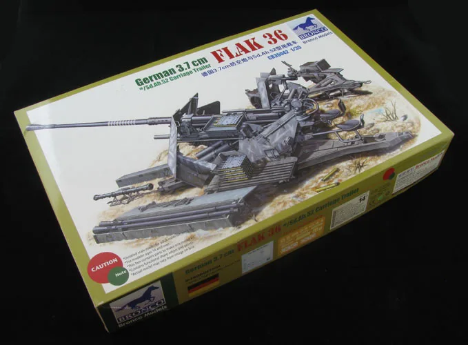 BRONCO CB35042 1/35 немецкий 3,7 см Flakvierling 36 w/Sd. Ah.52-набор моделей
