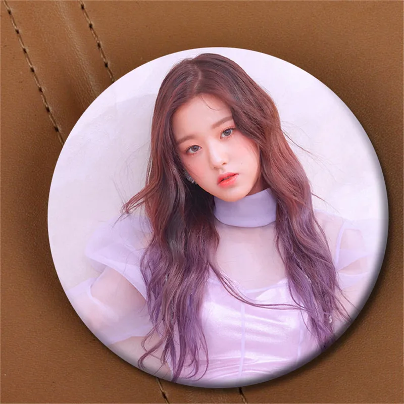 Youpop KPOP IZONE Броши 2-й Мини альбом HEARTIZ официальное фото из* одно сердце* из булавка значок для одежды шляпы рюкзак корсажи - Окраска металла: XZ1887