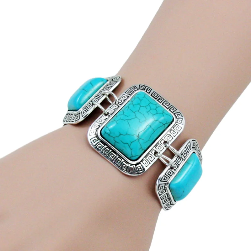 Женский винтажный браслет из синего камня большой квадратный и серебра с