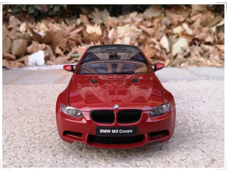 Оригинальные 1:18 M3 GTS M3 E92 литые под давлением металлические модели автомобилей Высокая моделирования автомобиля игрушки 6 дверей могут быть открыты подарки для детей
