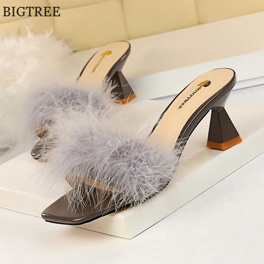 2021 летние женские меховые тапочки Милые плюшевые туфли на высоком квадратном