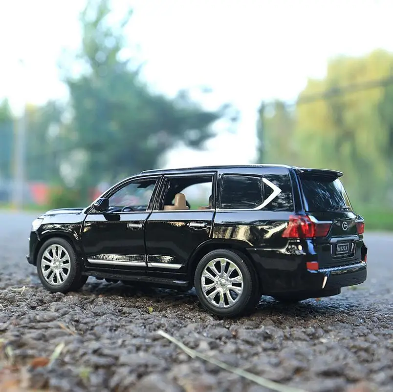1:24 модель игрушечного автомобиля из сплава LAND CRUISER 6 открывающиеся двери высокая