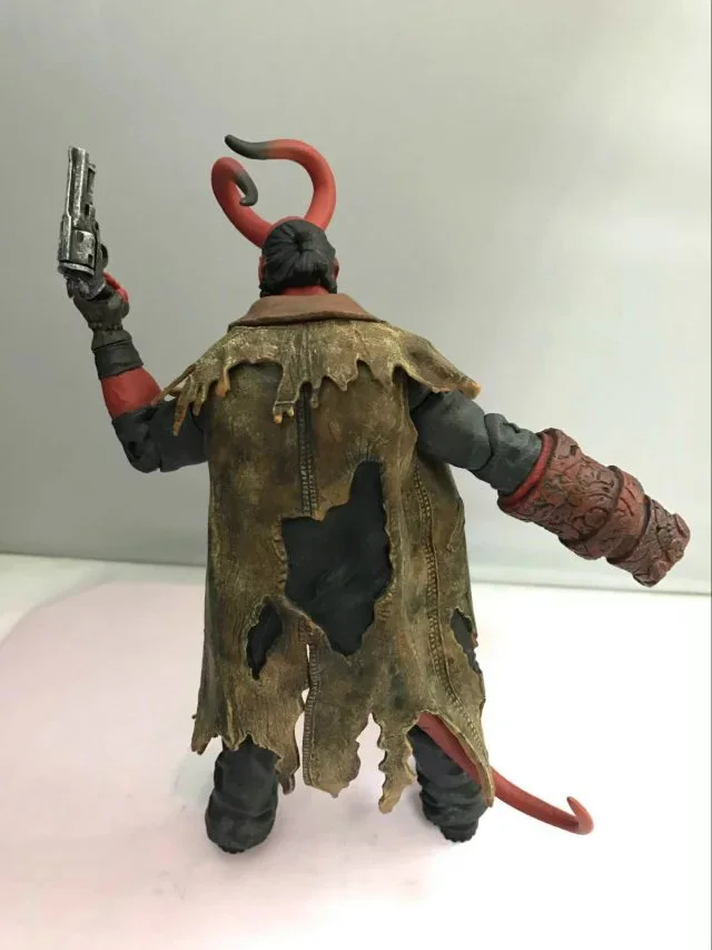 Горячая Распродажа серия комиксов Hellboy Ultimate Horns Полная коллекция углов 20 см