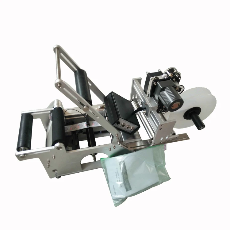 Самая дешевая этикетировочная машинка для круглых бутылок ручная аппликатор