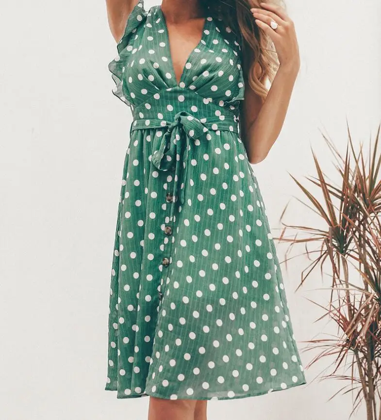 Винтажное пляжное летнее платье в горошек женское короткое с рюшами без рукавов повседневное зеленое