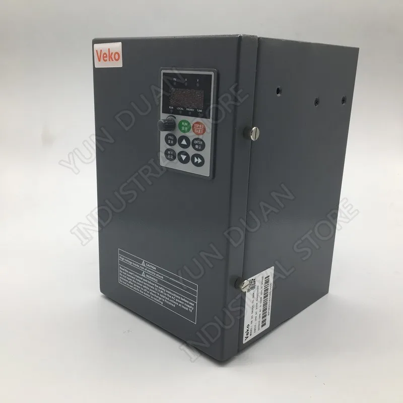 Универсальный преобразователь частоты 220 кВт в 23 а 7 л.с. однофазный вход