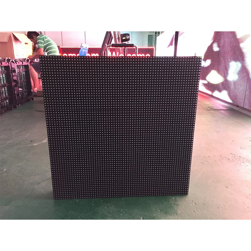 Использование в помещении и функция отображения видео P5mm led панель 640x640mm шкаф