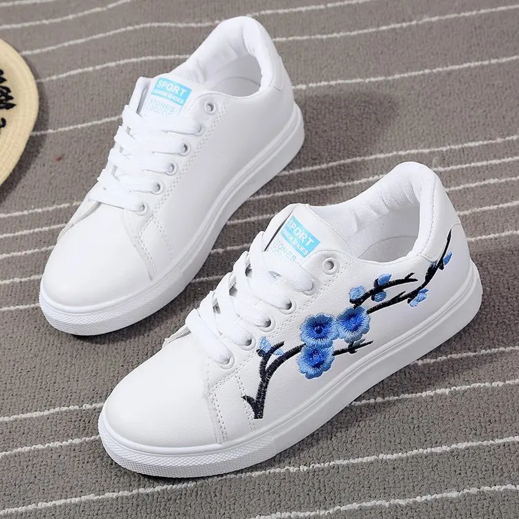 Женская спортивная обувь с вышивкой маленькие белые туфли сезон весна лето