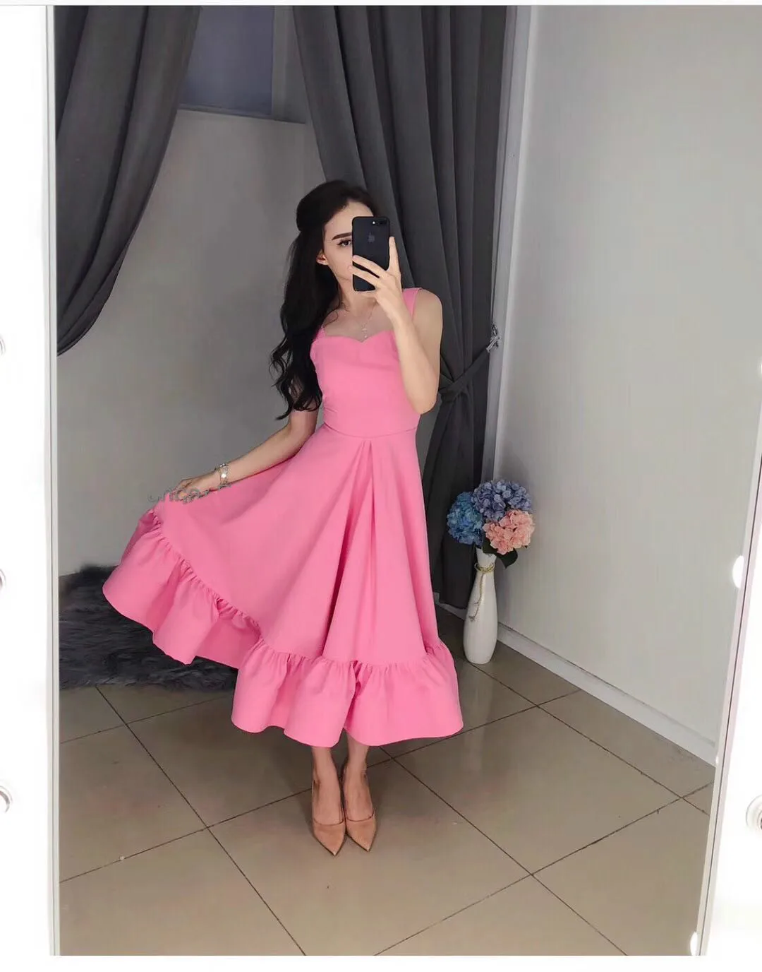 Женское платье трапециевидной формы из полиэстера летнее на бретельках в стиле