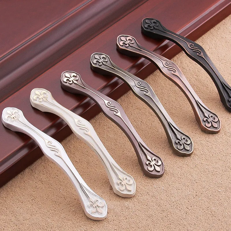 Латунная ручка ручки для ящиков Ручки шкафа кухонный Мебельная аппаратные