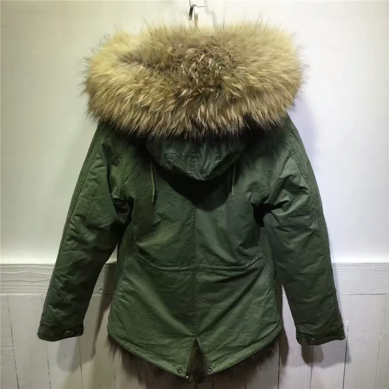 Куртка армейская зеленая черная с зеленым лисьим мехом внутри пальто большим