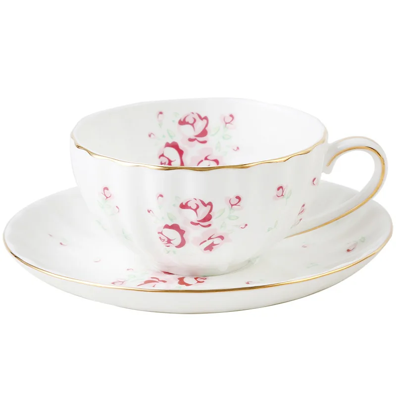 

High Quality Ceramic Cup Saucer Floral Printed Retro Europe Breakfast Coffee Elegant Coffee Bone China Cups Wholesale Drinkware