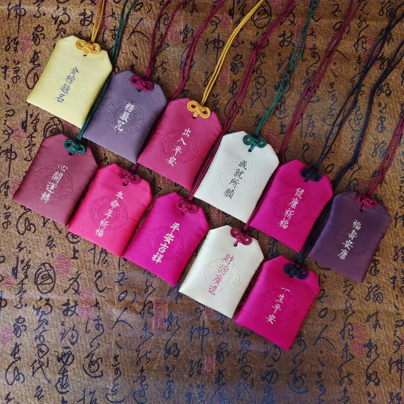 Традиционный милый подарок Omamori из Китая благословение удачи здоровье