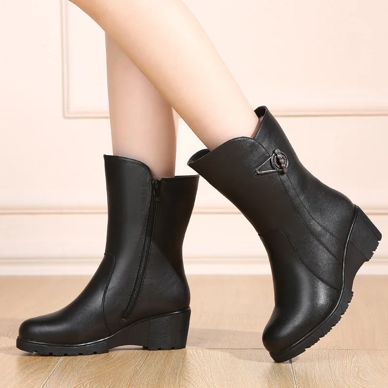 

Best-selling New Warm Winter Boots Winter shoes Fashion Boots wool Genuine Leather Boots Women Boots Comfortable Warm Snow Shoes