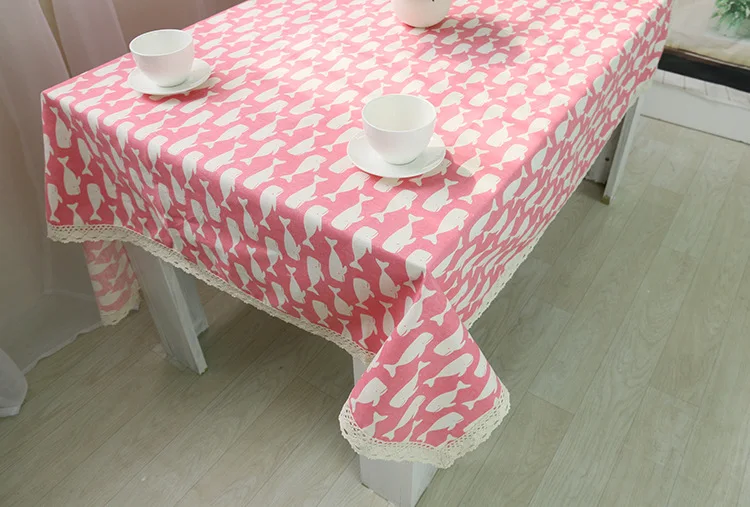 Розовая хлопковая льняная скатерть на заказ с принтом Кита кружевной отделкой