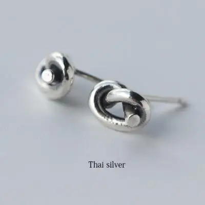 Thai Silver SRCOI минималистичные серьги-гвоздики из 925 пробы стерлингового серебра с витым узлом, ювелирные изделия, Милые простые мини серьги для женщин - Окраска металла: Thai Silver