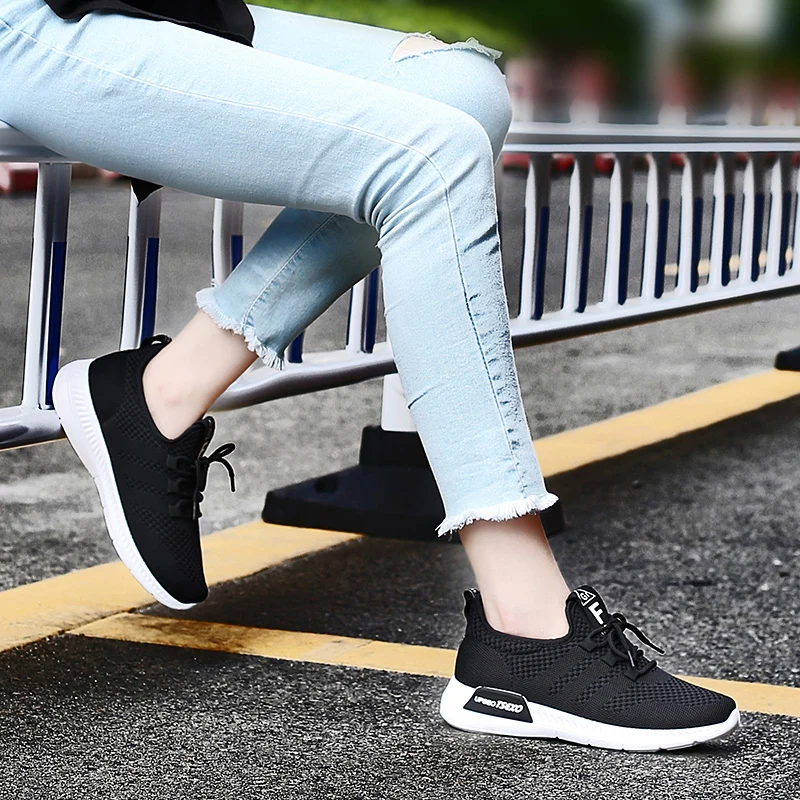 Женская спортивная обувь Flyknit Mesh летние дышащие женские кроссовки на плоской