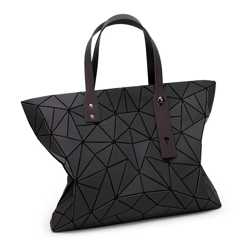 

Fashion Bags For Women 2020 Handbag Geometry Totes Sequins Mirror reflective Plain Folding Shoulder Bags Luminous bags Hologram