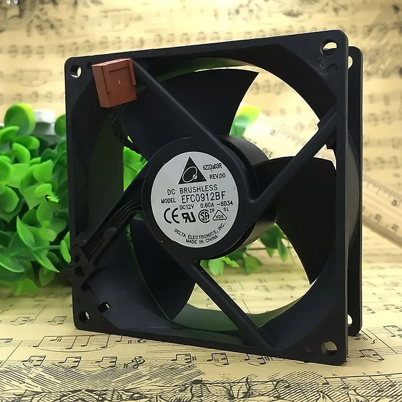 Оригинальный 4-проводной охлаждающий вентилятор Delta EFC0912BF KG885 12В 0.60A 9 см 9032 |