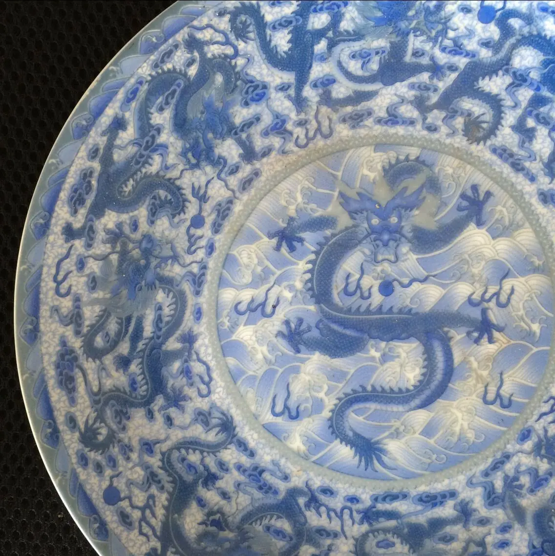 Сборная китайская перегородчатая фарфоровая тарелка Qianlong с рисунком дракона