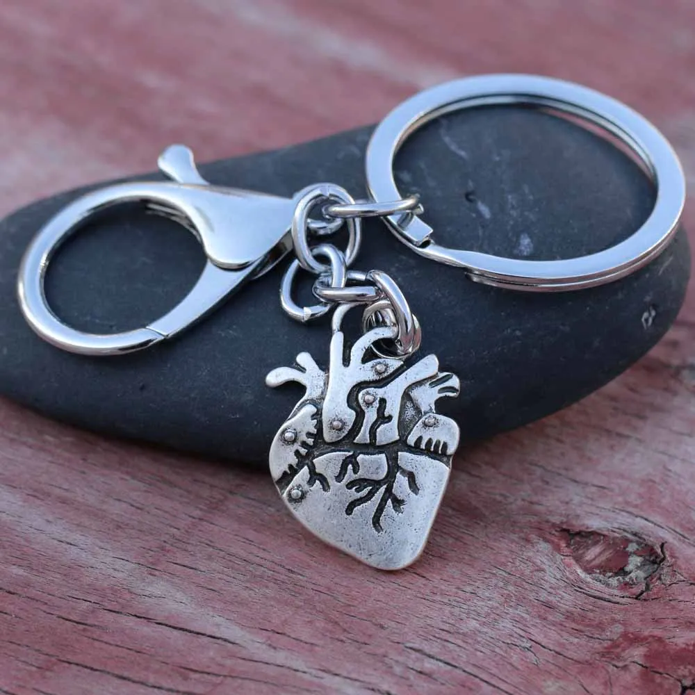 

Anatomical Keychain Hunman Health Heart Pendant Anahtarlik Punk Metal keychains A103