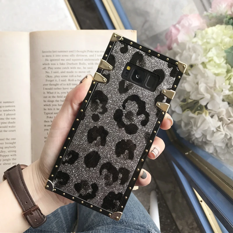YHBBCASES Золотой квадратный чехол с заклепками для Samsung Galaxy S10 Plus S8 S9 Модный Блестящий