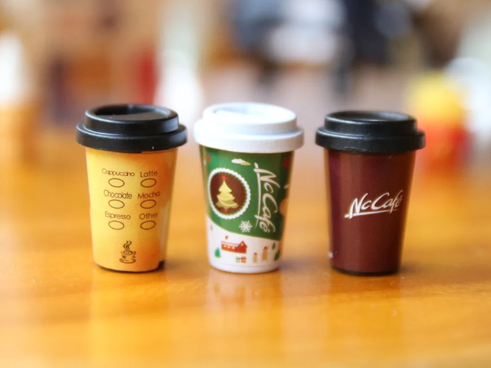

Cute Dollhouse Miniature beverage coffee cup 1130