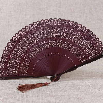 18.5cm brown crown Китайский стиль Бамбуковый вентилятор классический мини ручной вентилятор выдолбленный Дамский подарок ручной работы винтажный Складной вентилятор для лета - Цвет: 18.5cm brown crown