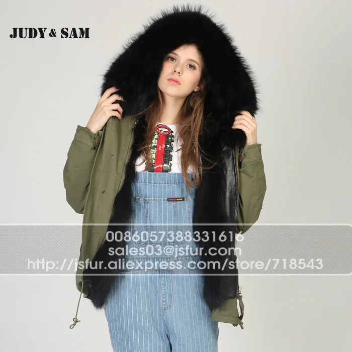 Куртка с капюшоном армейско-зеленого цвета толстой натуральной опушка из