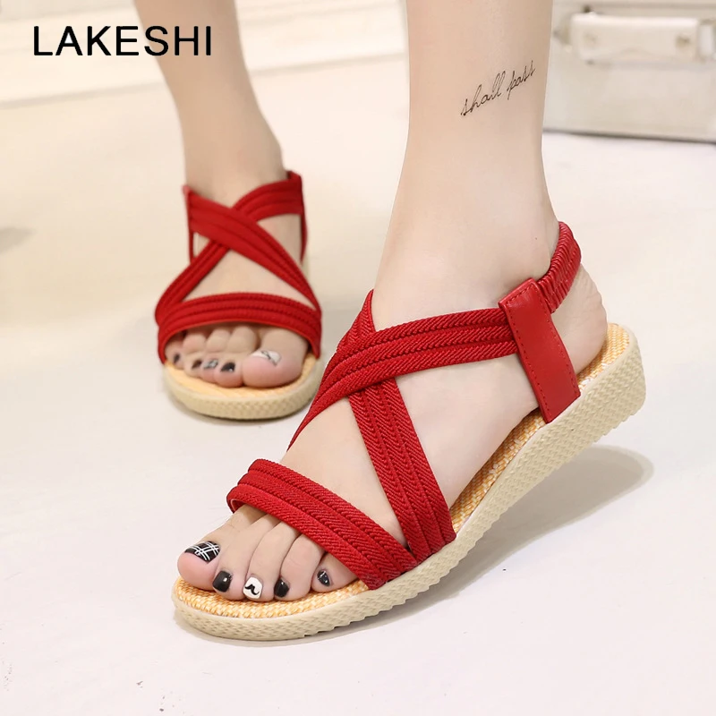 Женские сандалии на плоской подошве с перекрестной шнуровкой | Обувь