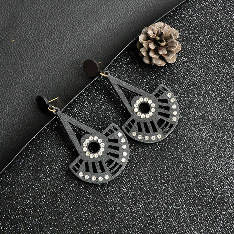 LZHLQ геометрические полые Висячие Модные женские серьги деревянные Макси со