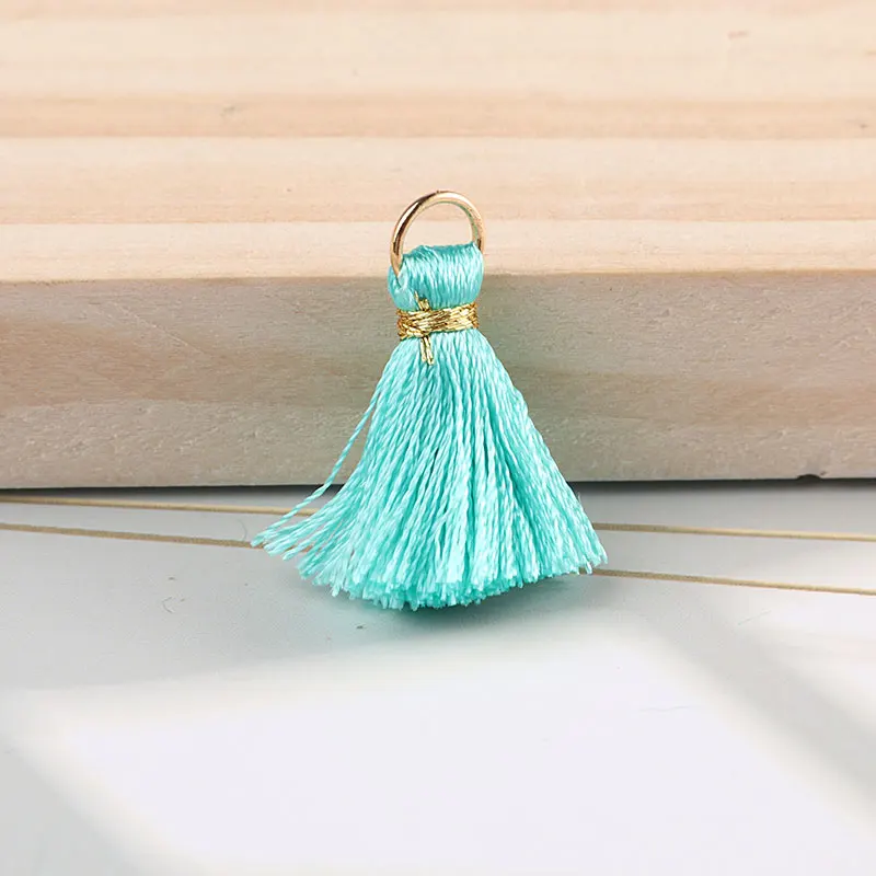 06 Turquoise Ipsequins 10 шт./лот 2 см мини шелковистые кисточки красочные маленькие кисточки для ювелирных изделий diy boho браслет ожерелье изготовление поставки - Цвет: 06 Turquoise