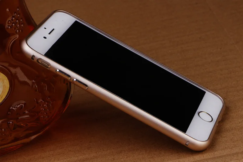 Модный Алюминиевый металлический бампер для iphone 11 Pro защитная рамка для iphone X XS MAX XR 5 6 7 8 Plus чехол bmper - Цвет: Золотой