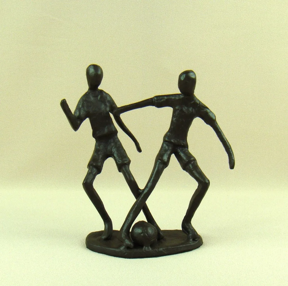 Абстрактный чугунный футбольный плеер миниатюрная модель ручной работы