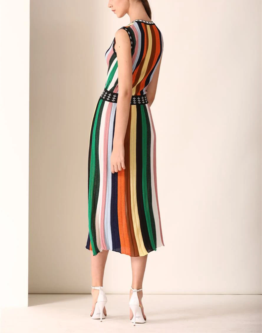 Женское трикотажное платье в полоску летнее с высокой талией и v образным вырезом