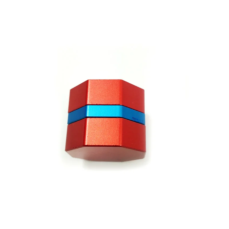 red with blue Новейший бренд Cueangel многоцветные сплайсинговые магнитные держатели мела для бильярдного бассейна для шестигранных мелков Мел для снукера чехлы - Цвет: red with blue