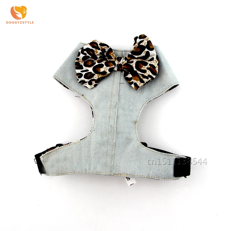 Джинсовый Леопардовый нагрудный ремень для собаки с галстуком бабочкой жилет