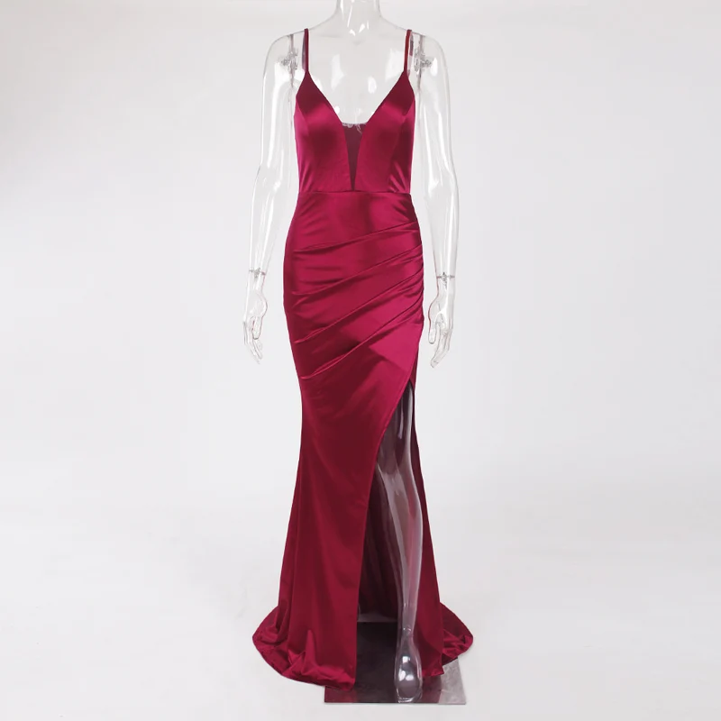 Женское плиссированное платье с глубоким v-образным вырезом и открытой спиной