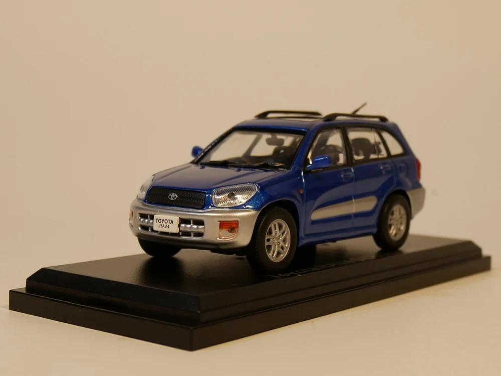 Авто ИНН NOREV 1:43 toyota RAV4 2001 литьевая модель автомобиля| |