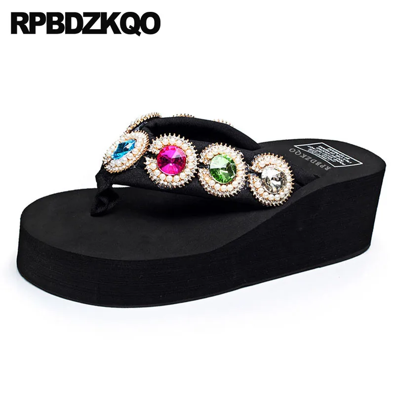 На платформе на танкетке со стразами Обувь с украшением в виде кристаллов