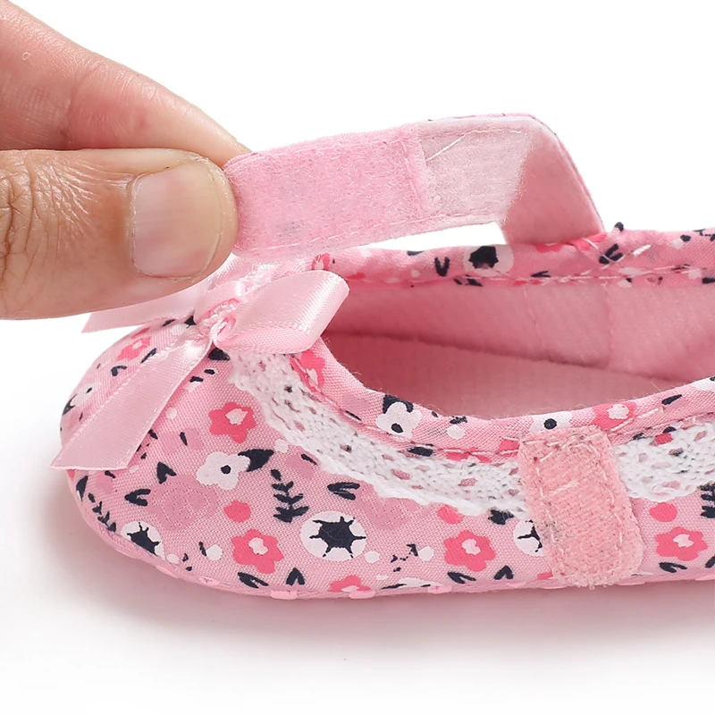 

Baby Girls Shoes Toddler Flower Print Baby Shoes Soft First Walkers Princess Shoes