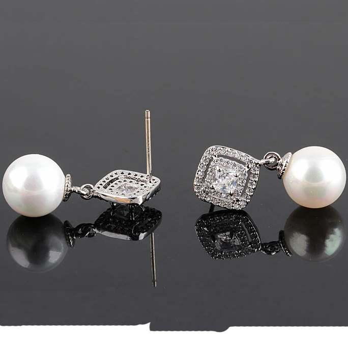 Серьги из серебра 925 пробы с цирконом и жемчугом
