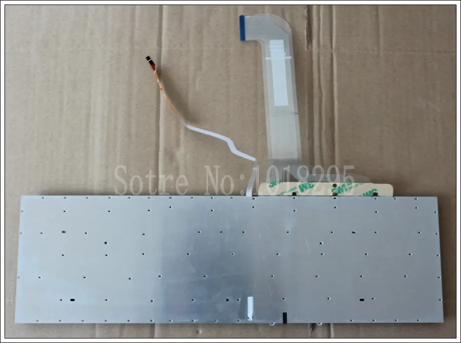 Клавиатура для ноутбука Samsung RF712 RF710 RF711 RF730 черная с подсветкой без рамки |
