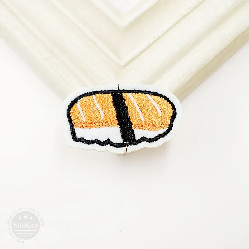 Суши 2.6x4.5cm значок Сделай Сам патчи одежда милый мультфильм патч ткань шитье