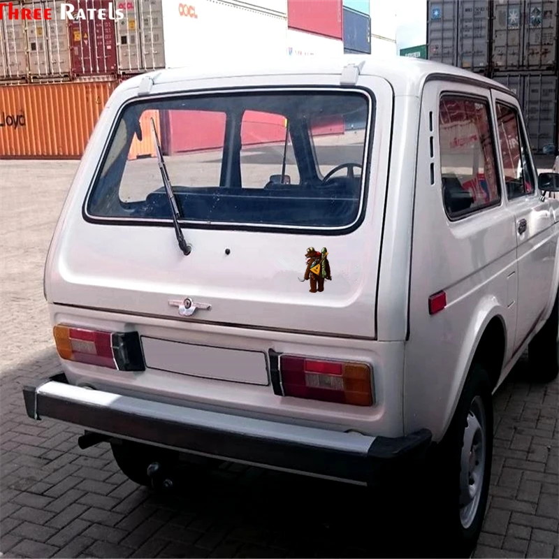 Three Ratels TZ-1529#20.7*15см наклейки на авто медведь СССР с гитарой и стратегическим